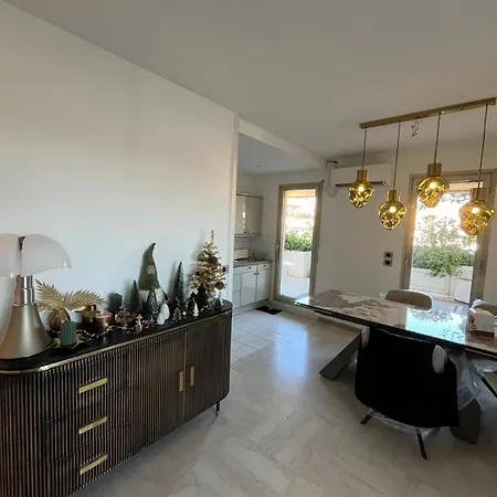 Chataigniers One Bedroom Apartment *